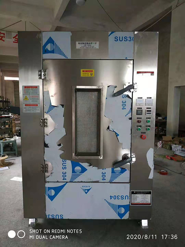 蜂窝蓄热体烘干定型专用工业微波炉图3.jpg